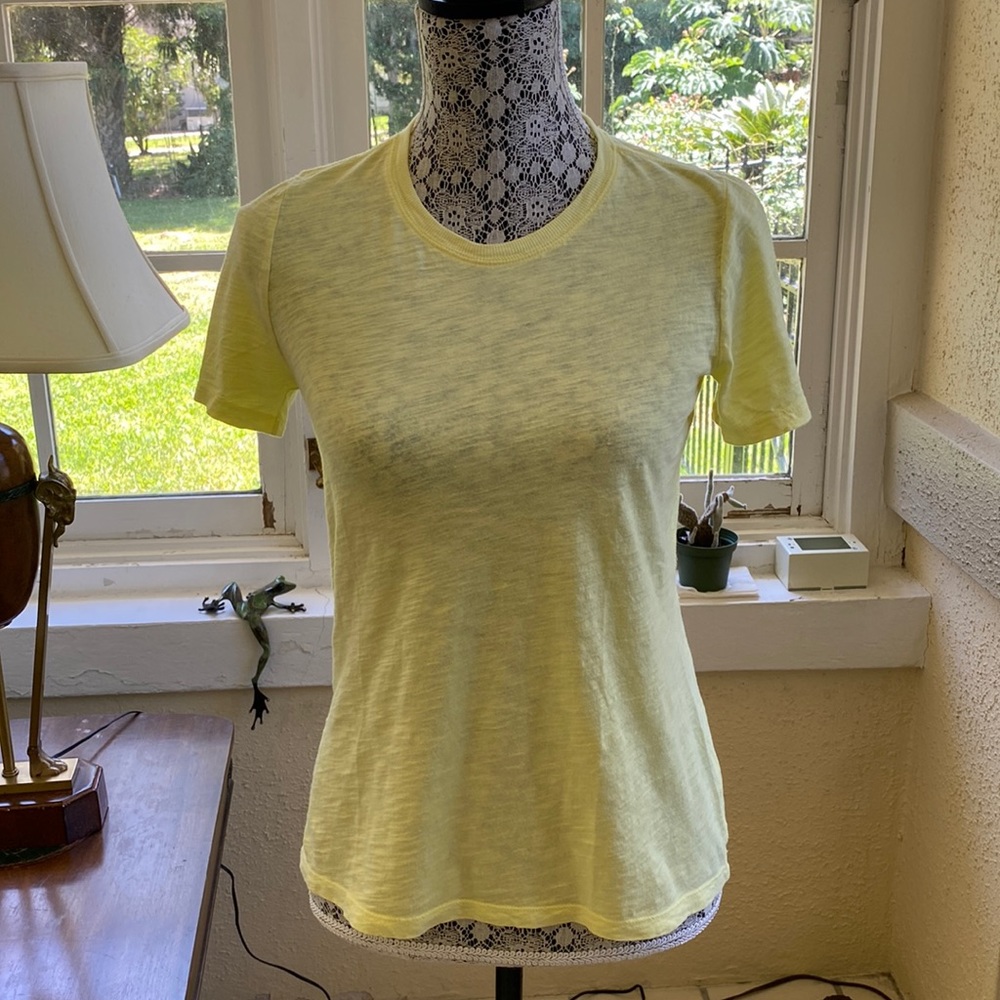 Yellow T-Shirt Short Sleeve Crew Neck Slub Slim Tee Shirt Size Small GAP